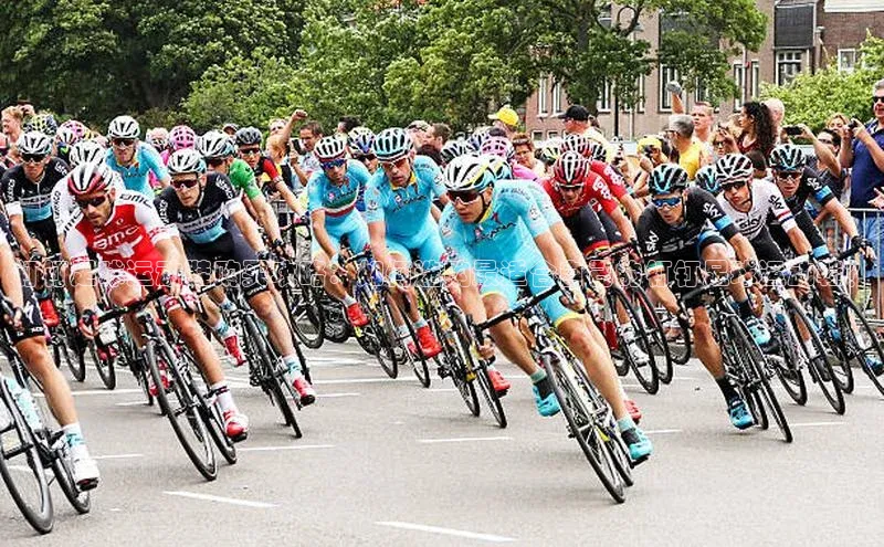 极悦平台官网app下载雷柏科技钉钉足球运动鞋购买攻略：如何选购最适合自己的钉钉足球运动鞋？